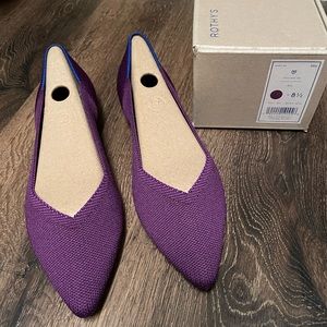 *BRAND NEW IN BOX* Rothy’s — The Point; Iris; 8.5
